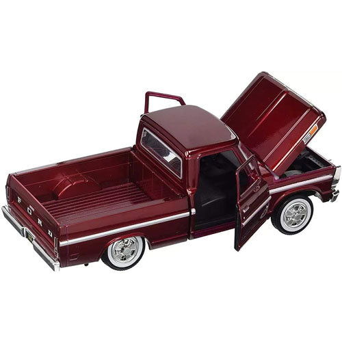 1969 American Classics Ford F-100 Pickup 1:24 Model Car