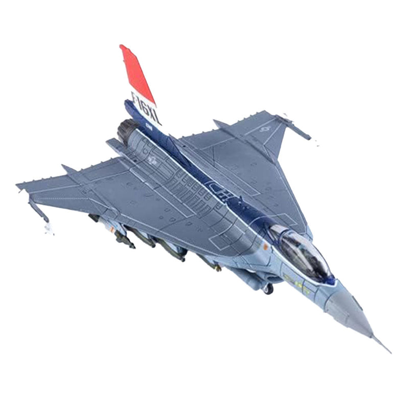 Prototype F-16XL de l'US Air Force à l'échelle 1/144