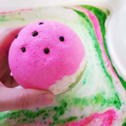 Fruity Beaty Watercolours Bath Bomb