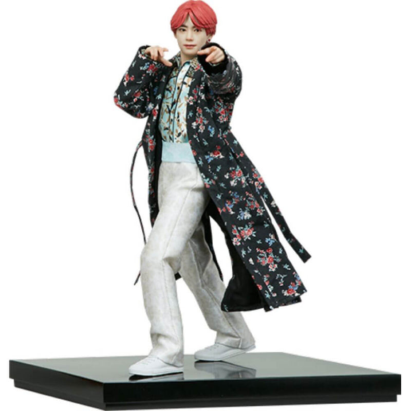 BTS V Deluxe Statue