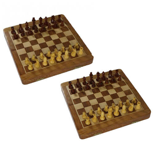 Hawstead Magnetic Folding Acacia Chess Set